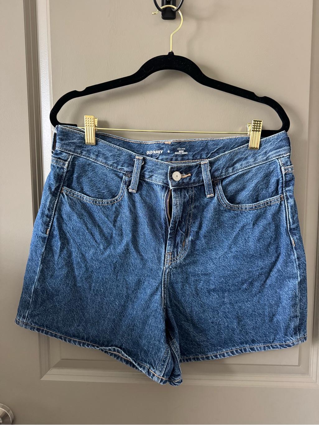 Old Navy High-Rise Denim Shorts - Medium Blue